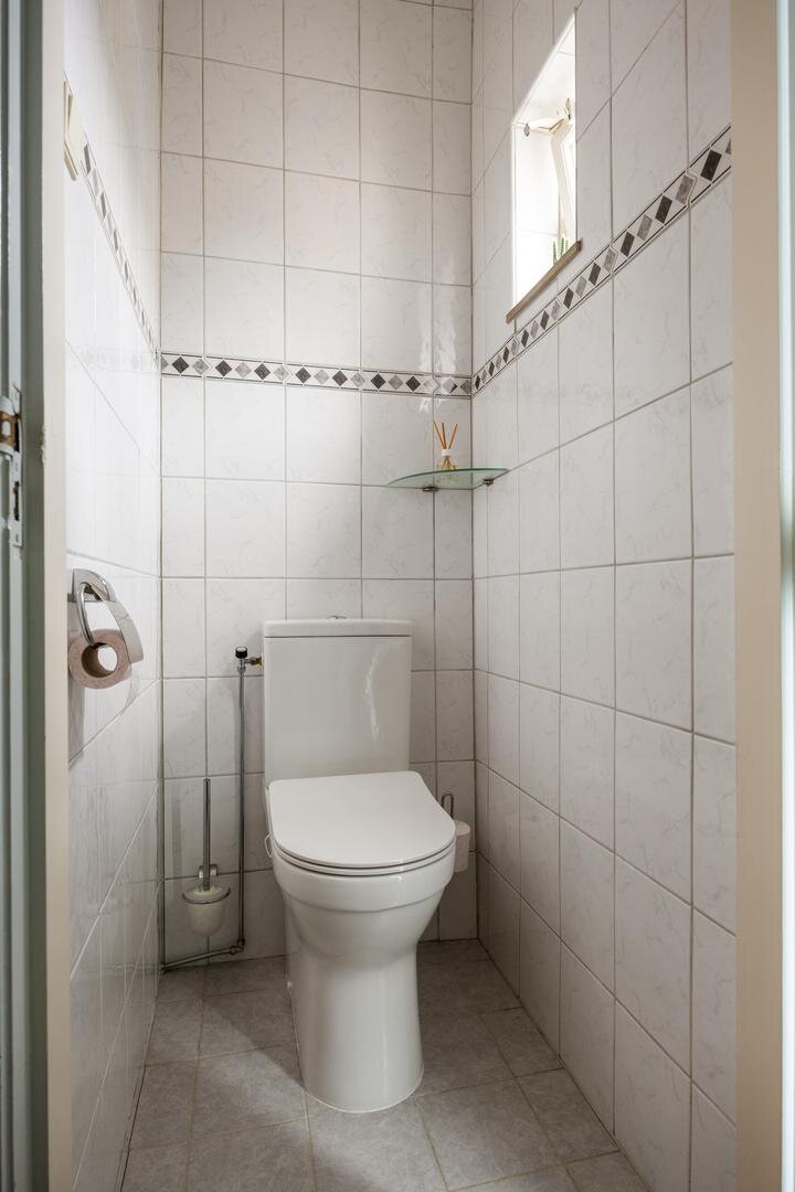 eccb270a9cefcfaaa8f89866c8cb025f.jpg