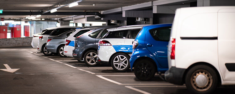 mag-je-een-verzekerde-auto-uitlenen-dijkstra-makelaardij-en-financieel-adviesjpeg.jpg