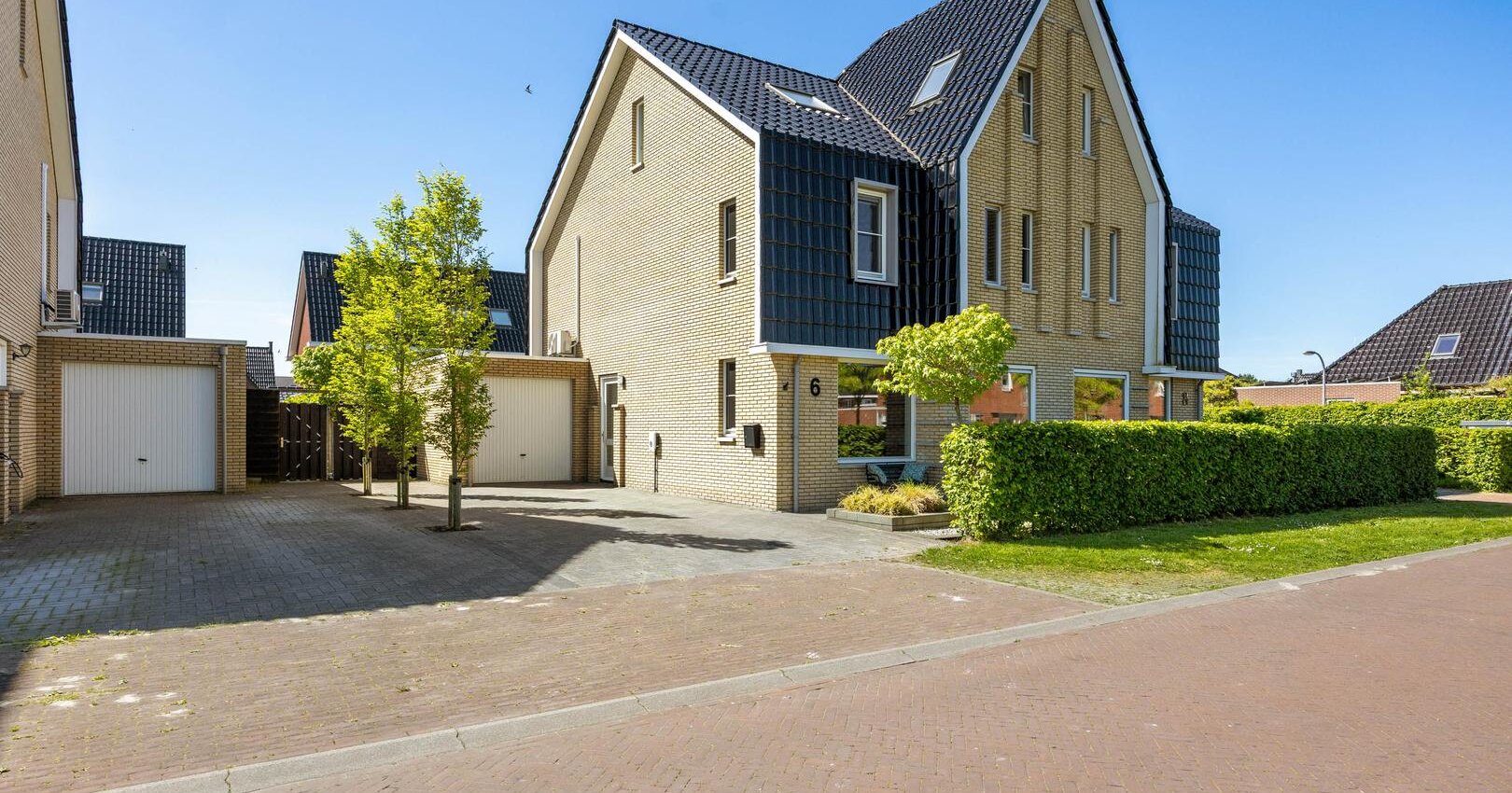 8d691e90f32205d8b98772d692a2f022.jpg
