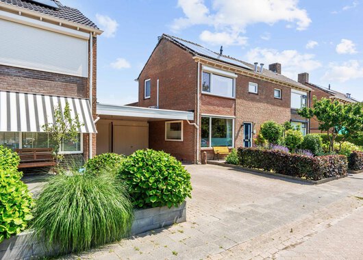 Nijenoertweg 62 Nijenoertweg 62